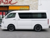 ハイエースワゴン4型新車４ＷＤ　６AT　