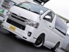 ハイエースバン4型新車　シーケンシャル６AT　ダークプライム