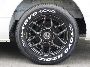 ハイエースワゴン4型新車　10人乗６AT　４ＷＤ