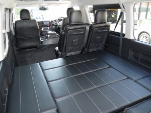 ハイエースワゴン4型新車４ＷＤ　６AT　