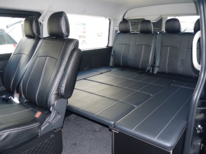ハイエースワゴン4型新車４ＷＤ　６AT　