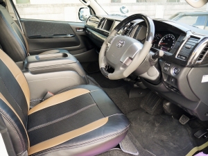 ハイエースワゴン4型新車４ＷＤ　６AT　
