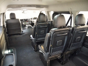 ハイエースワゴン4型新車４ＷＤ　６AT　