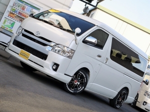 ハイエースワゴン4型新車４ＷＤ　６AT　