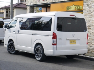 ハイエースワゴン4型新車　10人乗６AT　前向き９名乗車　内装カスタム　ＲＥＶＯシート