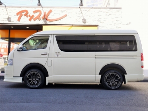 ハイエースワゴン１０人乗り　パワスラ　ハイエースワゴン４ＷＤ