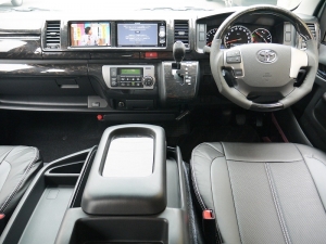 ハイエースワゴン4型新車　10人乗りシーケンシャル６AT　415コブラ