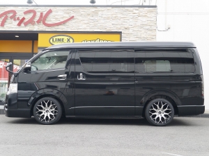 ハイエースワゴン4型新車　10人乗りシーケンシャル６AT　415コブラ