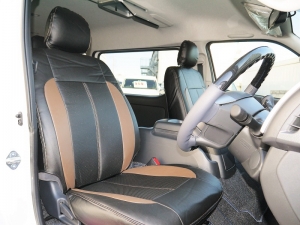 ハイエースワゴン4型新車４ＷＤ　６AT　