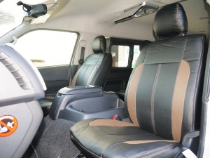 ハイエースワゴン4型新車４ＷＤ　６AT　