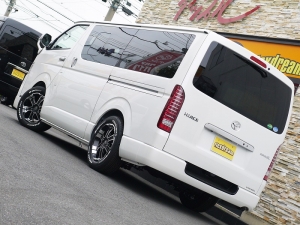 ハイエースバン4型新車　３０００ディーゼルターボ２ＷＤ　