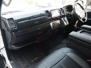 ハイエースバンディーゼル４ＷＤ　４型