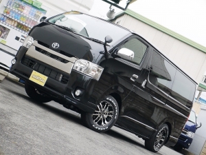 ハイエースバン4型新車　３０００ディーゼルターボ４ＷＤ　ダークプライム