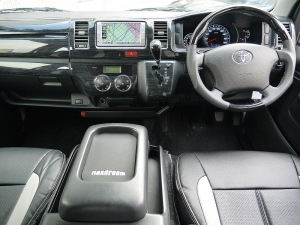 ハイエースバン３型　ディーゼルターボ　Ｓ－ＧＬ　１オーナー車