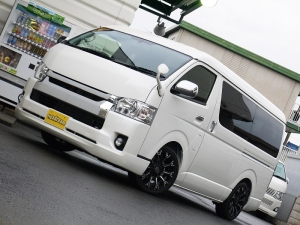 ハイエースワゴン4型新車４ＷＤ　６AT　