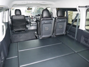 ハイエースワゴン4型新車４ＷＤ　６AT　