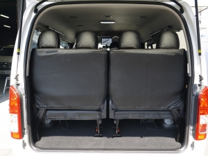ハイエースワゴン4型新車４ＷＤ　６AT　
