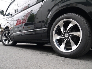 ハイエースワゴンワゴン１０人乗り 　４ＷＤ　
