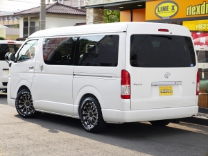 ハイエースワゴン4型新車４ＷＤ　６AT　