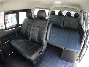 ハイエースワゴン4型新車４ＷＤ　６AT　