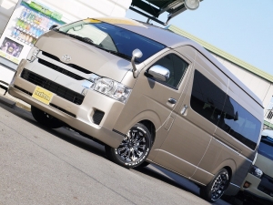 ハイエースワゴン新車６ＡＴ　グランドキャビン