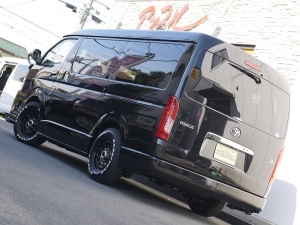 ハイエースワゴン4型新車４ＷＤ　６AT　