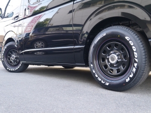 ハイエースワゴン4型新車４ＷＤ　６AT　