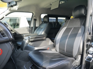 ハイエースワゴン4型新車４ＷＤ　６AT　