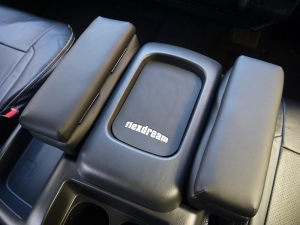 ハイエースワゴン4型新車４ＷＤ　６AT　