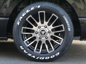 ハイエースワゴン4型新車４ＷＤ　６AT　