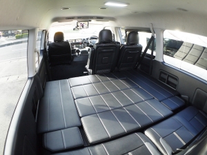 ハイエースワゴン4型新車４ＷＤ　６AT　