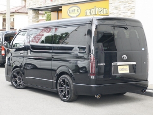 ハイエースワゴン4型新車　10人乗りシーケンシャル６AT　