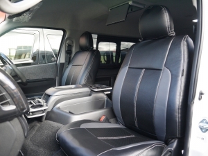 ハイエースワゴン4型新車４ＷＤ　６AT　