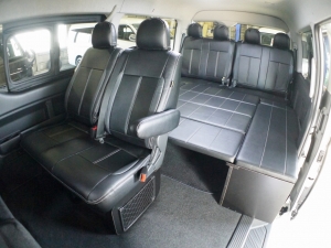 ハイエースワゴン4型新車４ＷＤ　６AT　