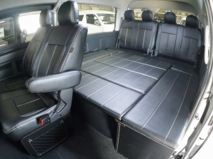 ハイエースワゴン4型新車４ＷＤ　６AT　