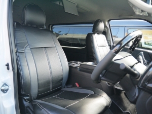 ハイエースワゴン4型新車４ＷＤ　６AT　