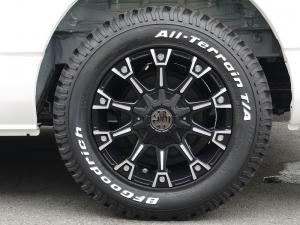ハイエースワゴン4型新車４ＷＤ　６AT　