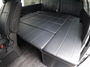 ハイエースワゴン4型新車４ＷＤ　６AT　