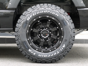 ハイエースワゴン4型新車４ＷＤ　６AT　