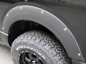 ハイエースワゴン4型新車４ＷＤ　６AT　