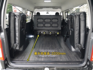 ハイエースワゴン4型新車　10人乗６AT　４ＷＤ