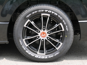 ハイエースワゴン4型新車　10人乗６AT　４ＷＤ