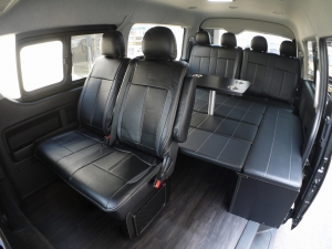 ハイエースワゴン4型新車４ＷＤ　６AT　