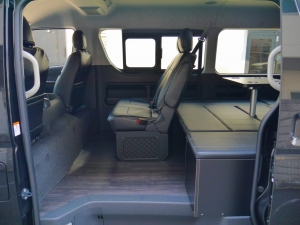 ハイエースワゴン4型新車４ＷＤ　６AT　