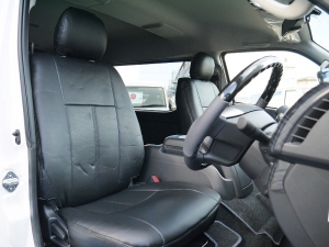 ハイエースワゴン4型新車４ＷＤ　６AT　