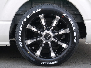 ハイエースワゴン4型新車４ＷＤ　６AT　