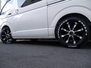 ハイエースワゴン4型新車４ＷＤ　６AT　