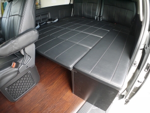 ハイエースワゴン4型新車４ＷＤ　６AT　