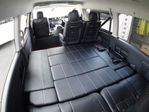 ハイエースワゴン4型新車４ＷＤ　６AT　