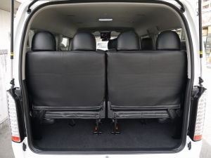 ハイエースワゴン4型新車４ＷＤ　６AT　